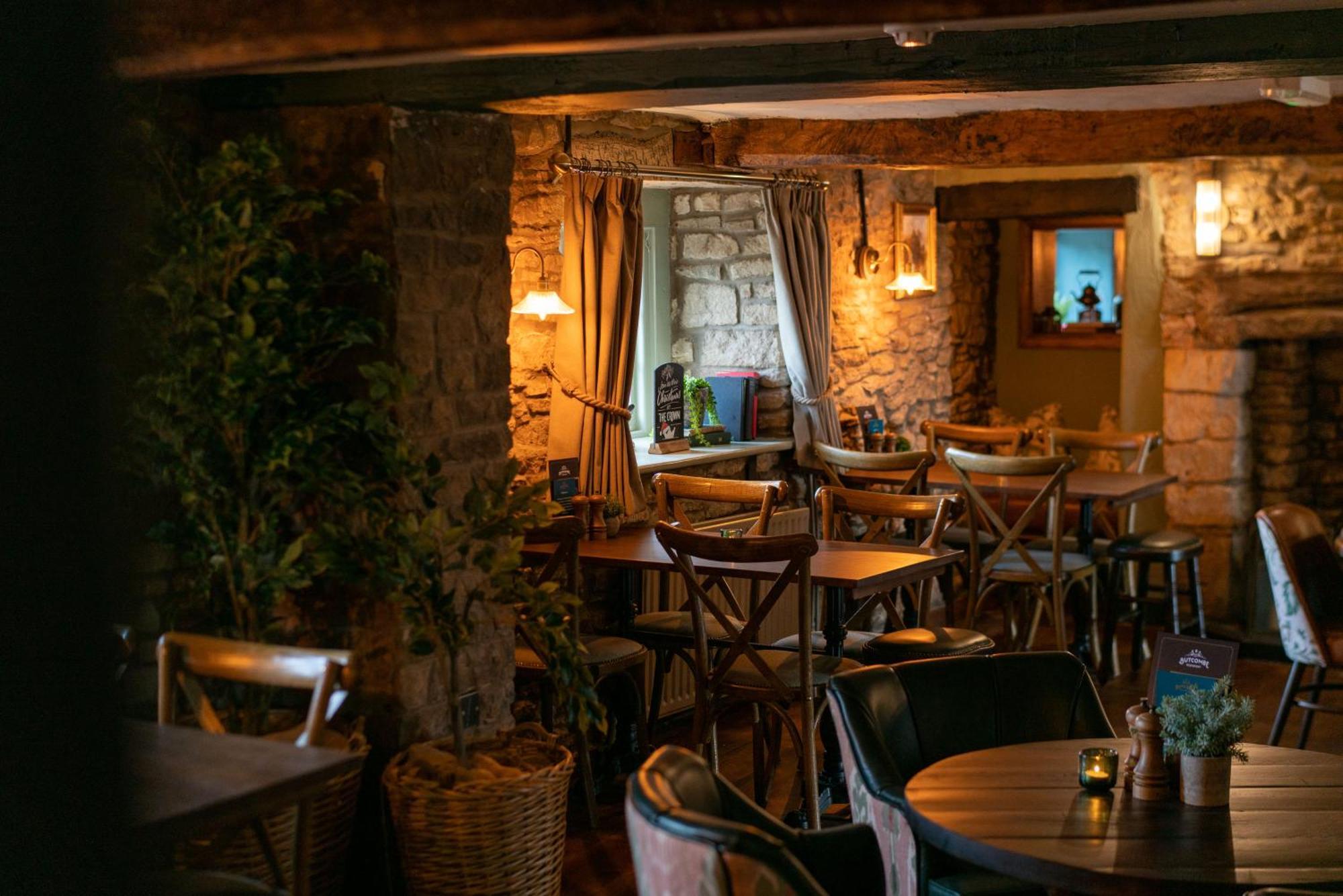 Crown Inn At Tolldown Chipping Sodbury Exterior photo
