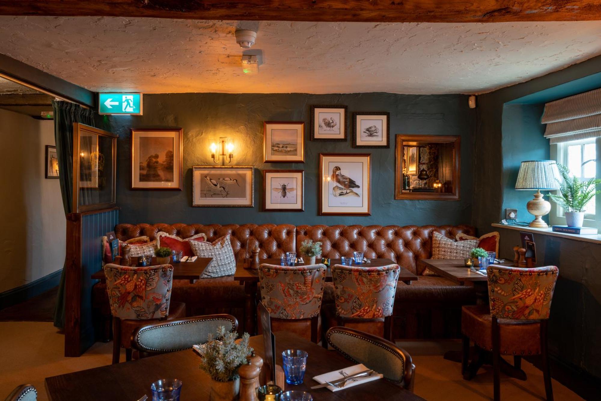 Crown Inn At Tolldown Chipping Sodbury Exterior photo